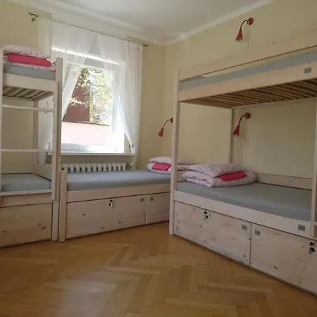 Hostelino